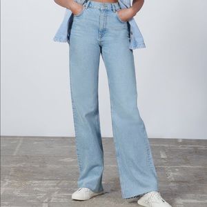 ZARA The 90s Full Length High Waisted Jeans